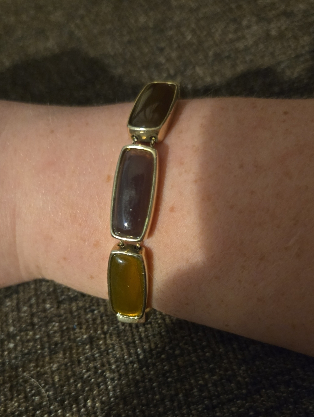 Vintage Monet Rectangular Resin Beaded Gold Tone Bracelet 💫